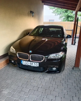 BMW Seria 5 cena 96000 przebieg: 142000, rok produkcji 2015 z Bobolice małe 79